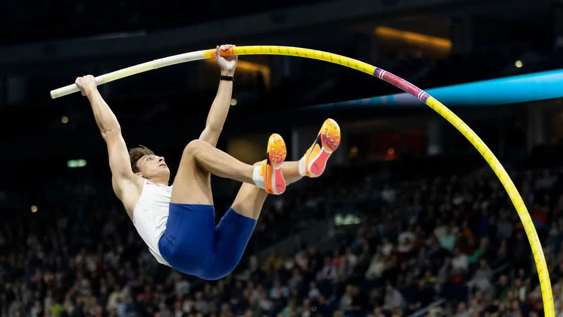 🏃‍♂️ Pole Vaulter Duplantis to Face Warholm in 100m Exhibition Race! 🏃‍♂️